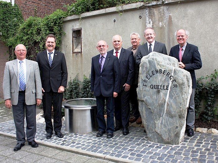 Josef Fröschen, Bürgermeister Jungnitsch, Fred Frösche,  Prof. Firk, Helmut Mainz, Gerd Gudduschat  Foto: Jutta Gündling